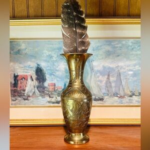VINTAGE BRASS VASE HAND CARVED/ETCHED ANTIQUE DECOR HOME DECOR COTTAGE CORE